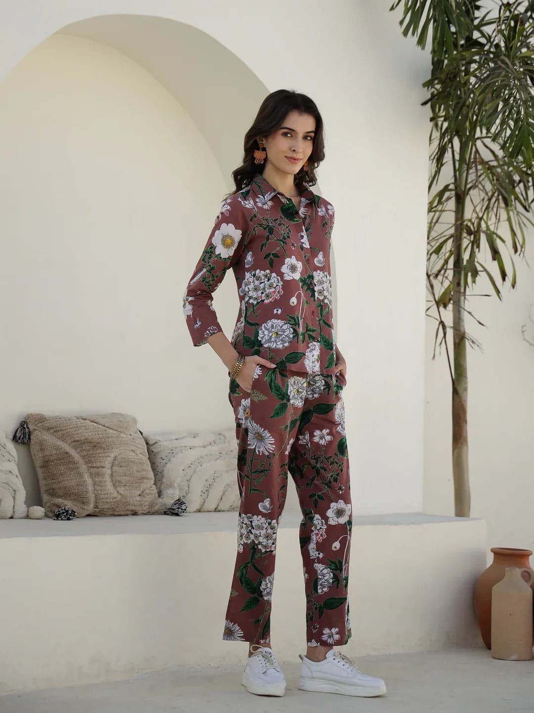Gomachi Women's Brown Floral Printed Cotton Night Suit